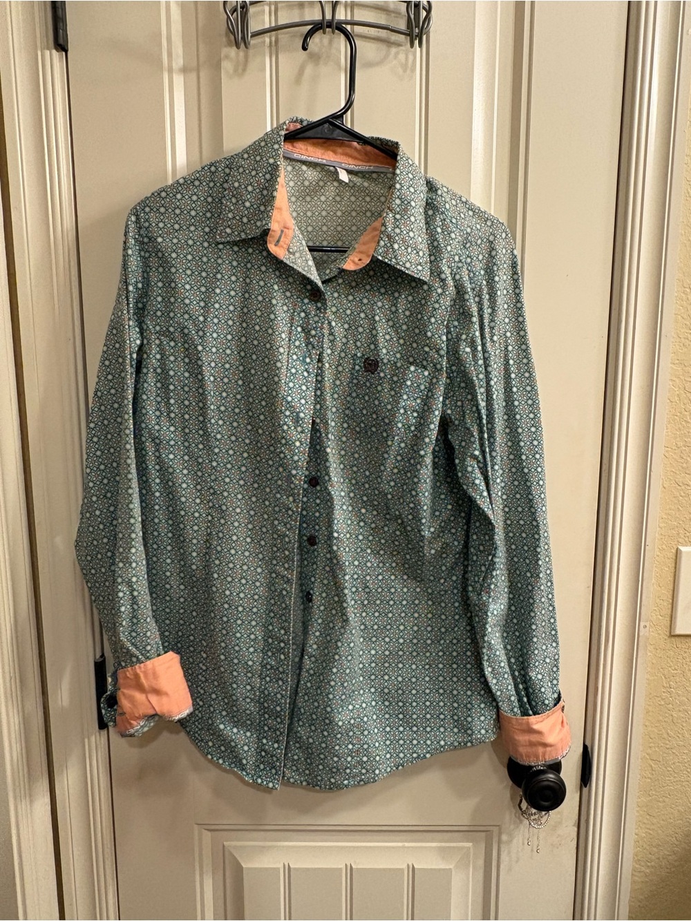 Cinch Women's Teal Floral Button-Down Shirt with Peach Accents